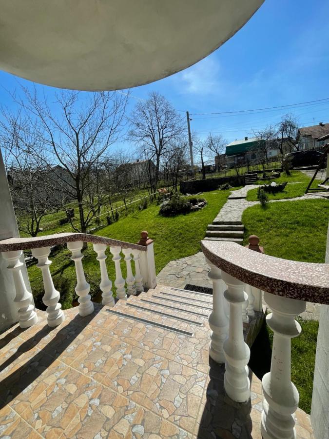 Bed and Breakfast У Михайла Truskawez Exterior foto