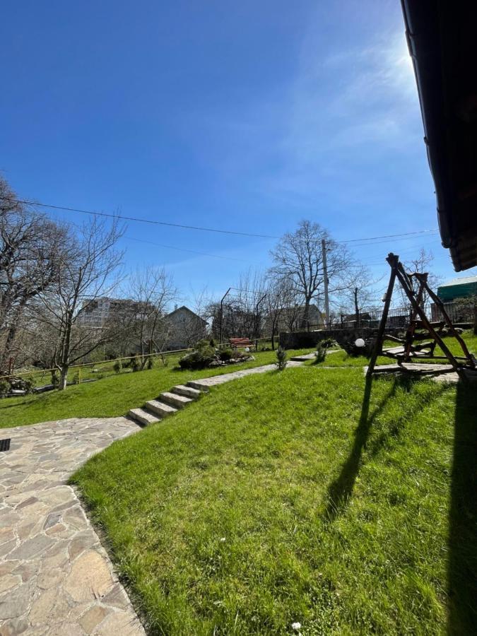 Bed and Breakfast У Михайла Truskawez Exterior foto