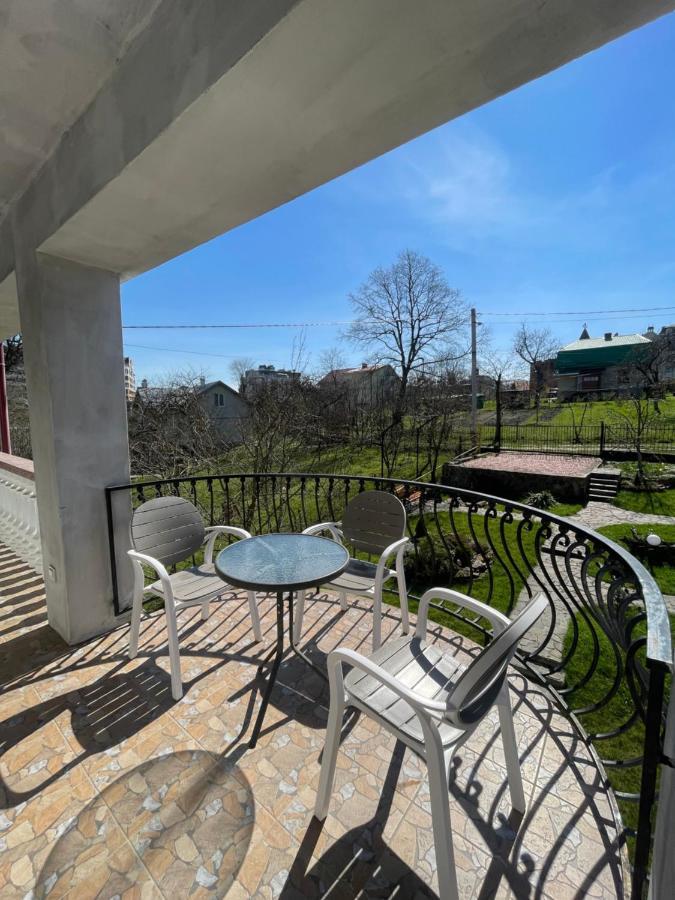 Bed and Breakfast У Михайла Truskawez Exterior foto